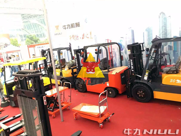 Showing strength, Niu Li appeared at the 119th Canton Fair with new products